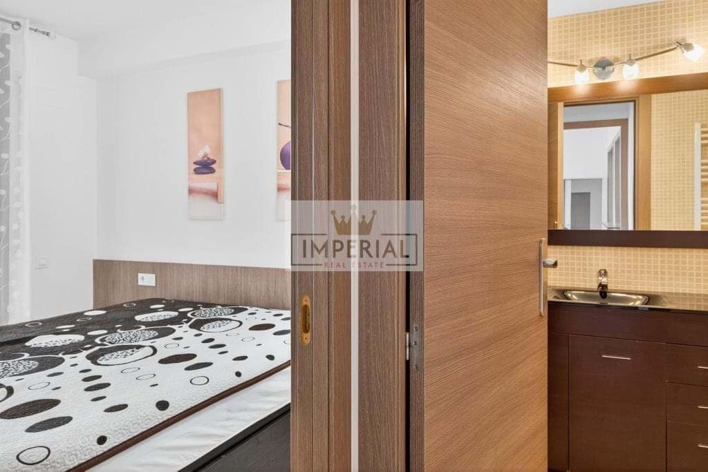 1 bedroom Apartment for sale in Empuriabrava with pool - € 199,000 (Ref: 9877465)