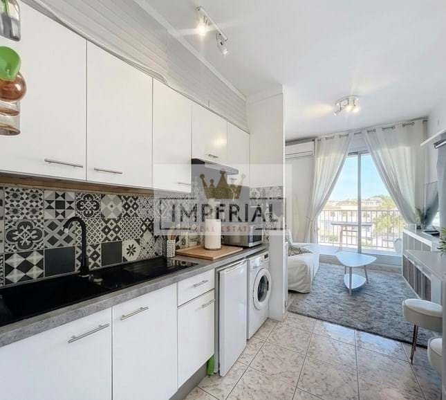 Apartamento en Empuriabrava en venta con garaje - 125.000 € (Ref: 9877466)