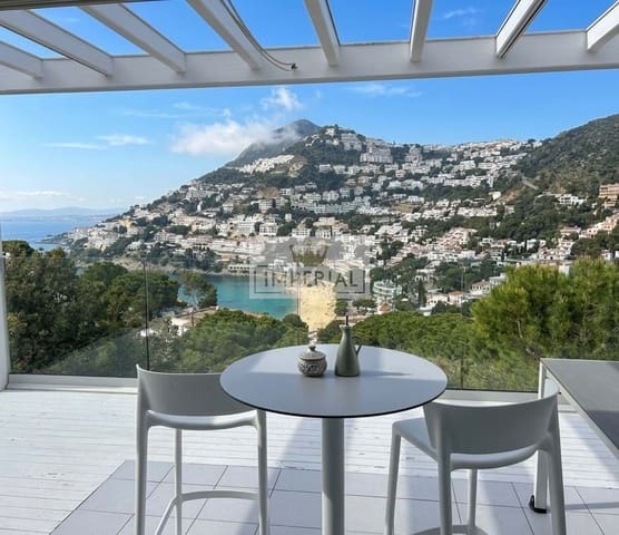 Apartamento de 2 habitaciones en Roses en venta con garaje - 369.000 € (Ref: 9877467)
