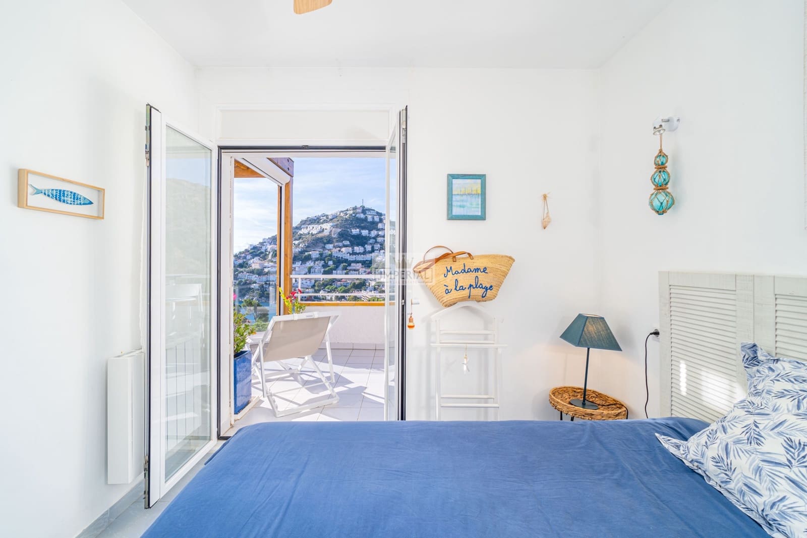 2 bedroom Apartment for sale in Roses with garage - € 369,000 (Ref: 9877467)