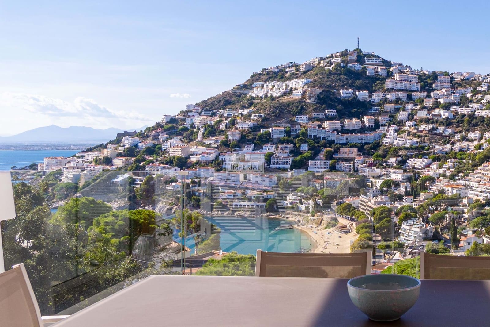 2 bedroom Apartment for sale in Roses with garage - € 369,000 (Ref: 9877467)