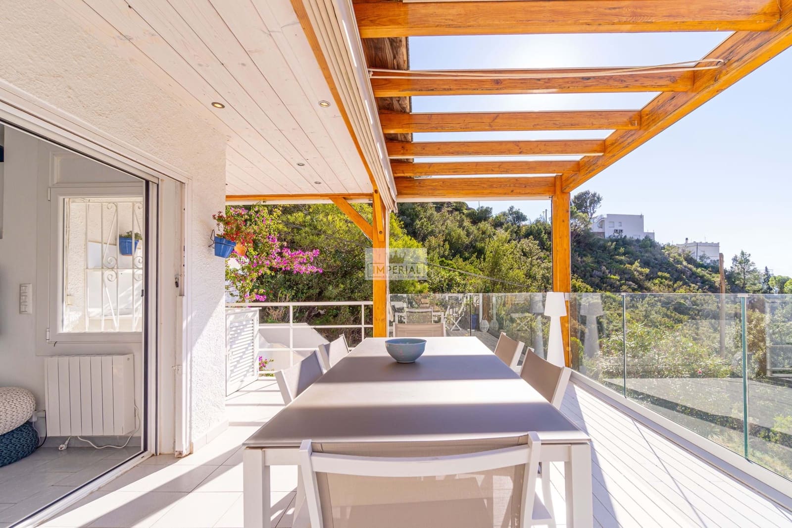 2 bedroom Apartment for sale in Roses with garage - € 369,000 (Ref: 9877467)