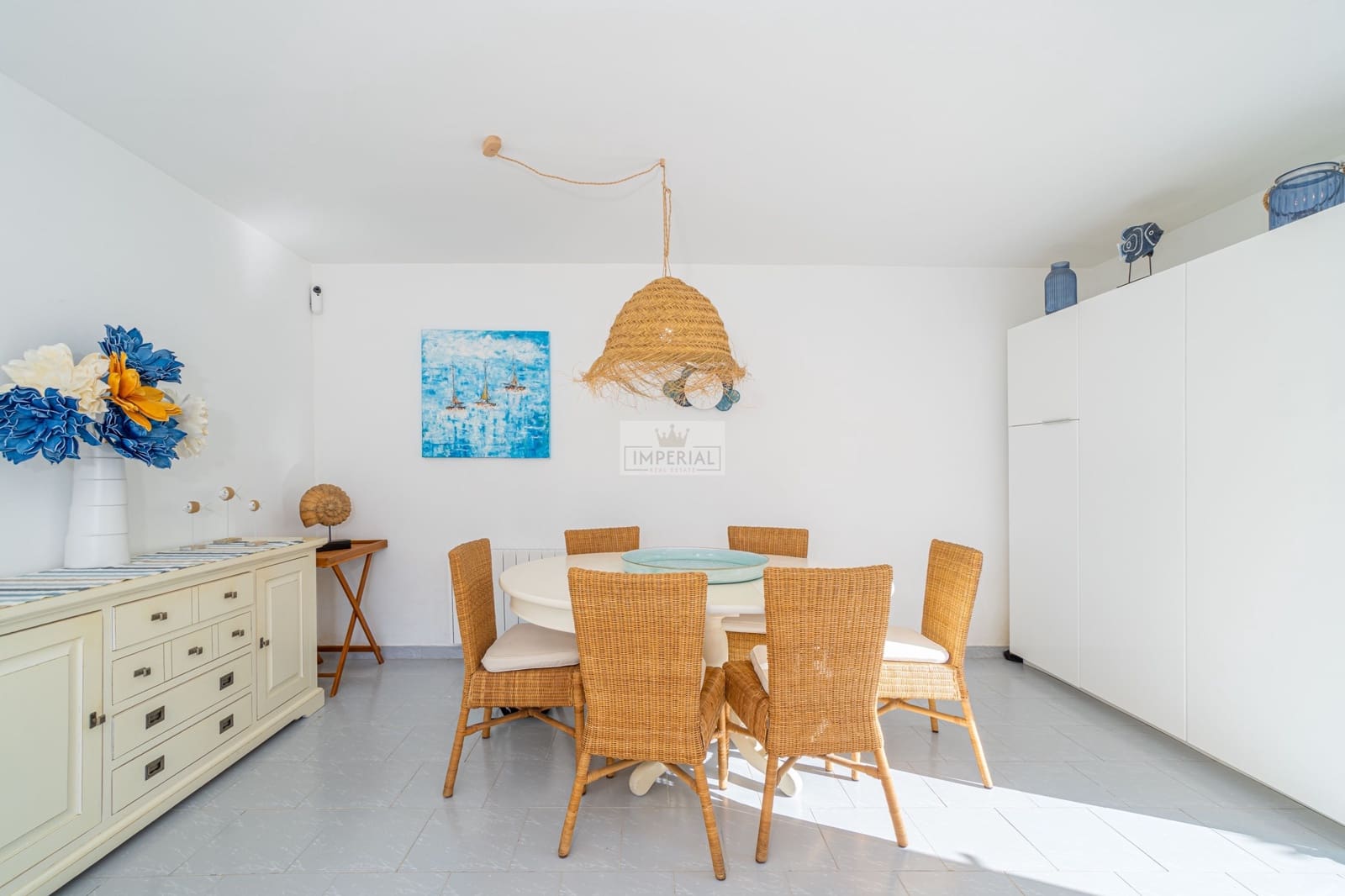 2 bedroom Apartment for sale in Roses with garage - € 369,000 (Ref: 9877467)