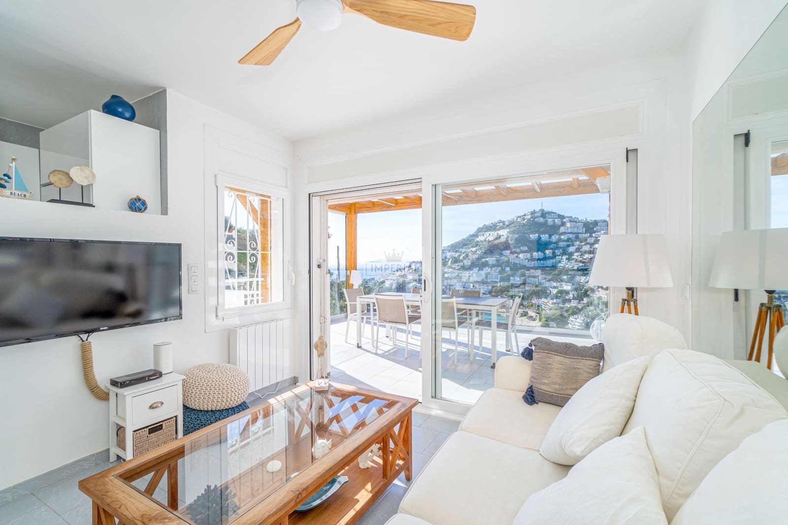 2 bedroom Apartment for sale in Roses with garage - € 369,000 (Ref: 9877467)