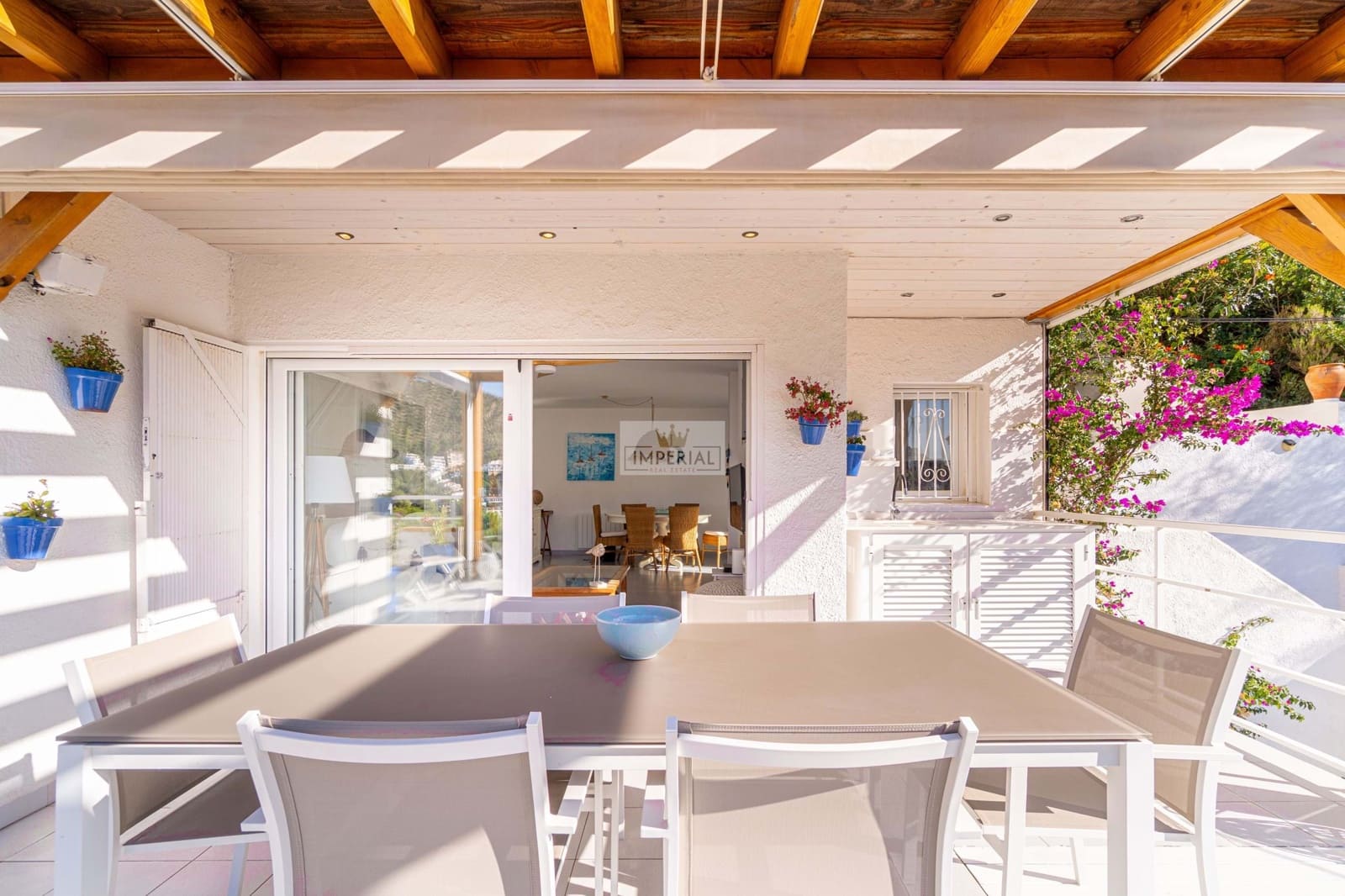 2 bedroom Apartment for sale in Roses with garage - € 369,000 (Ref: 9877467)