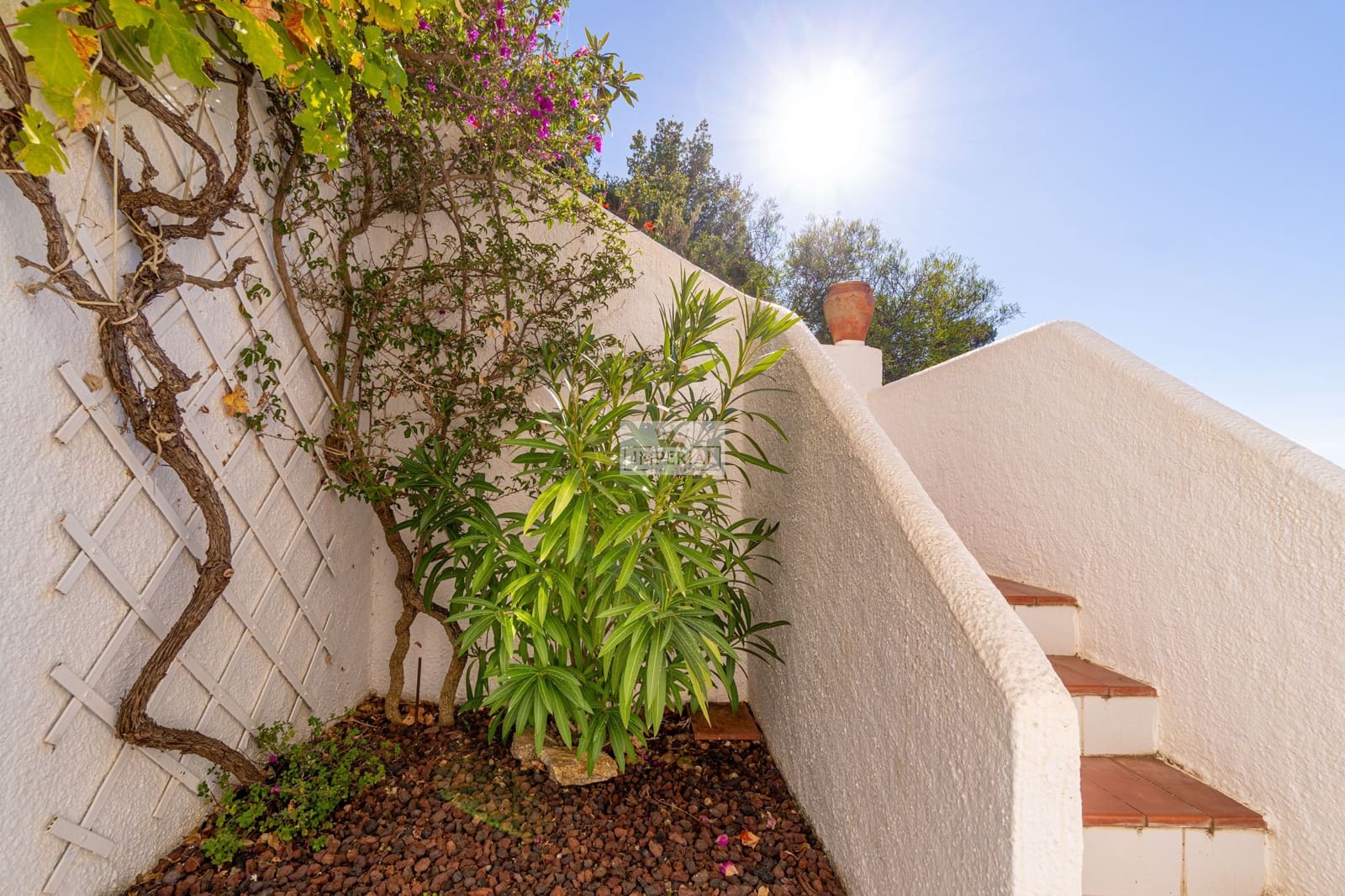 2 bedroom Apartment for sale in Roses with garage - € 369,000 (Ref: 9877467)