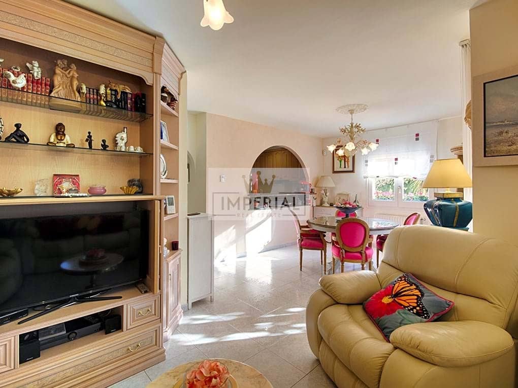 4 slaapkamer Huis te koop in Empuriabrava met zwembad garage - € 525.000 (Ref: 9877468)