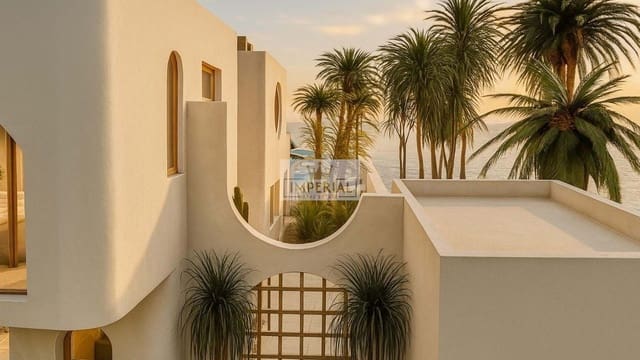 Casa de 4 habitaciones en Empuriabrava, Castelló d'Empúries en venta con piscina garaje - 1.890.000 € (Ref: 9877469)