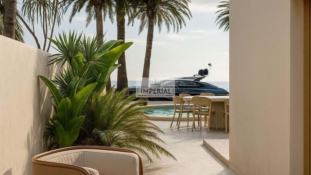 Casa de 4 habitaciones en Empuriabrava, Castelló d'Empúries en venta con piscina garaje - 1.890.000 € (Ref: 9877469)