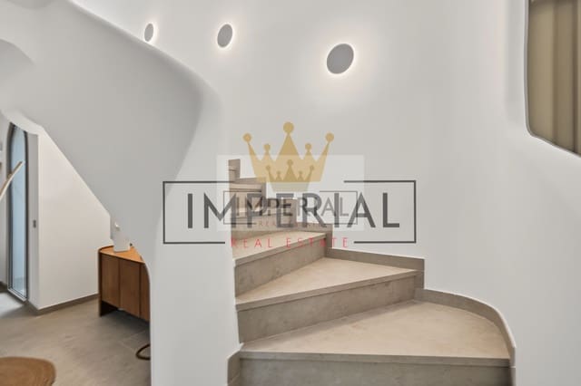 4 sypialnia Dom na sprzedaż w Empuriabrava, Castelló d'Empúries z basenem garażem - 1 890 000 € (Ref: 9877469)