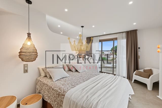 4 sypialnia Dom na sprzedaż w Empuriabrava, Castelló d'Empúries z basenem garażem - 1 890 000 € (Ref: 9877469)