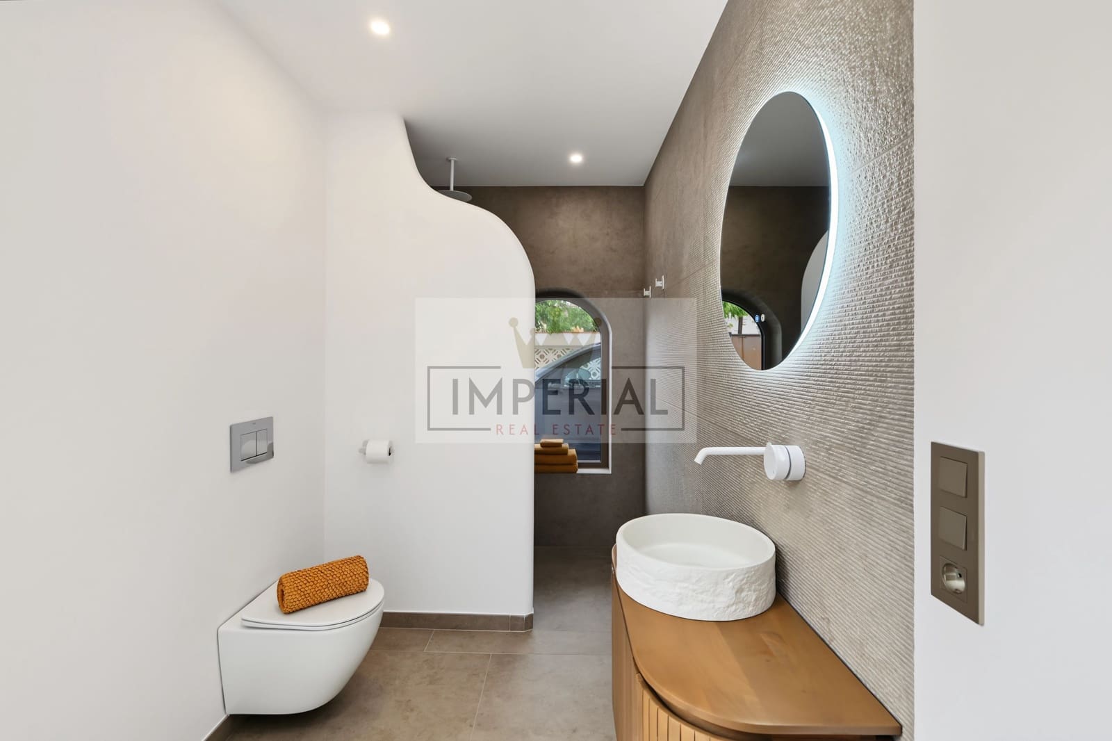 4 slaapkamer Huis te koop in Empuriabrava met zwembad garage - € 1.890.000 (Ref: 9877469)