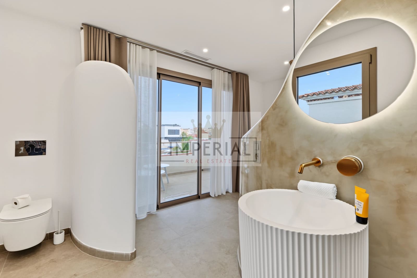 4 slaapkamer Huis te koop in Empuriabrava met zwembad garage - € 1.890.000 (Ref: 9877469)