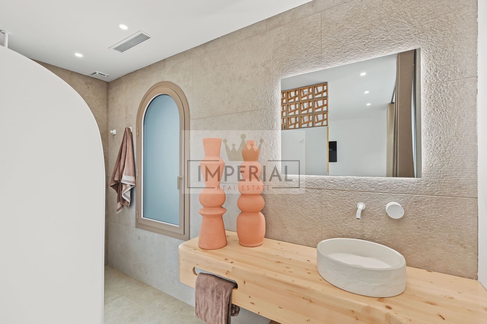 4 slaapkamer Huis te koop in Empuriabrava met zwembad garage - € 1.890.000 (Ref: 9877469)