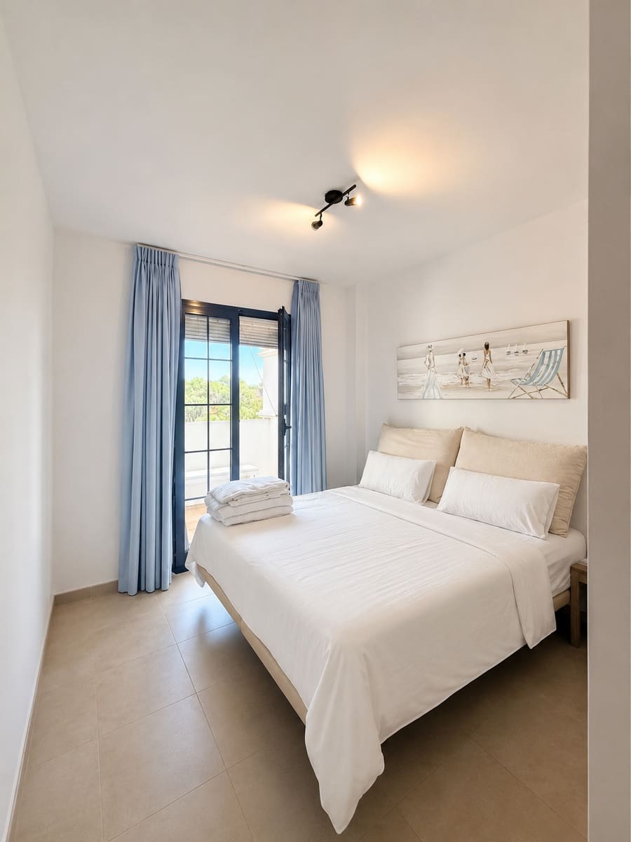 2 slaapkamer Appartement te huur in Marbella met zwembad garage - € 1.950 (Ref: 10046325)