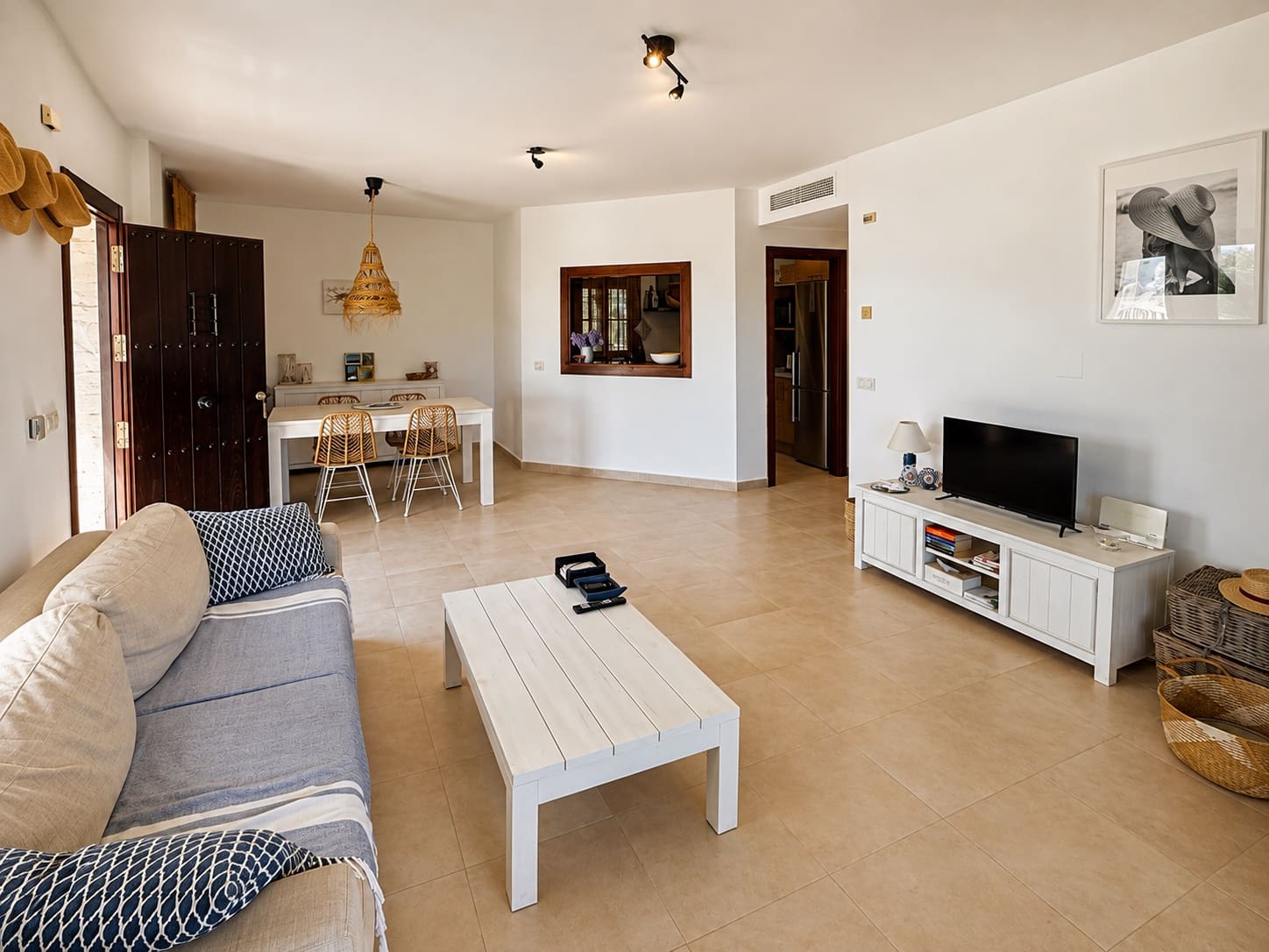 2 slaapkamer Appartement te huur in Marbella met zwembad garage - € 1.950 (Ref: 10046325)