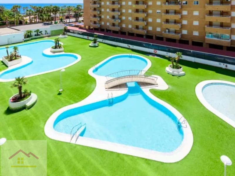 2 bedroom Flat for sale in Oropesa  with pool garage - € 250,000 (Ref: 9841166)