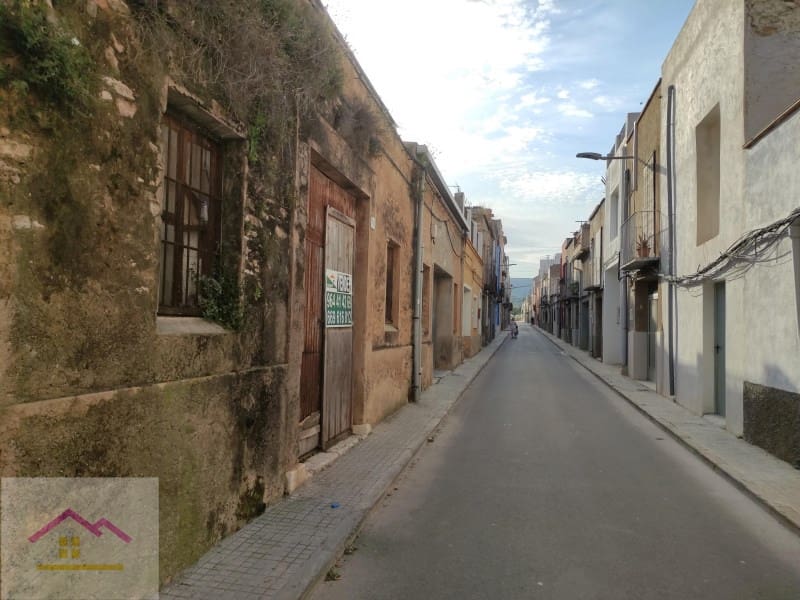 Commercial for sale in Alcala de Xivert - € 42,000 (Ref: 9841169)