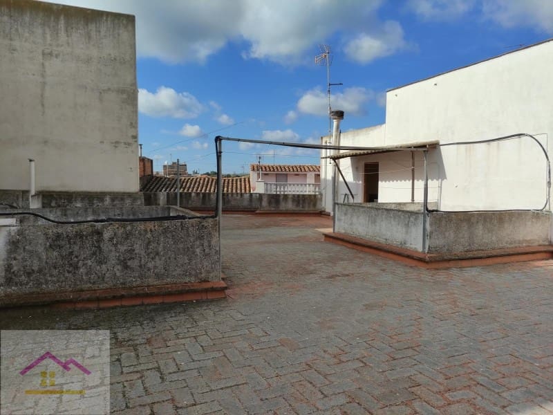 5 sovrum Lägenhet till salu i Alcala de Xivert - 150 000 € (Ref: 9841171)
