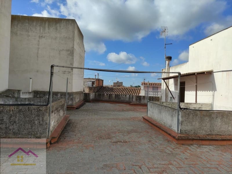 5 sovrum Lägenhet till salu i Alcala de Xivert - 150 000 € (Ref: 9841171)