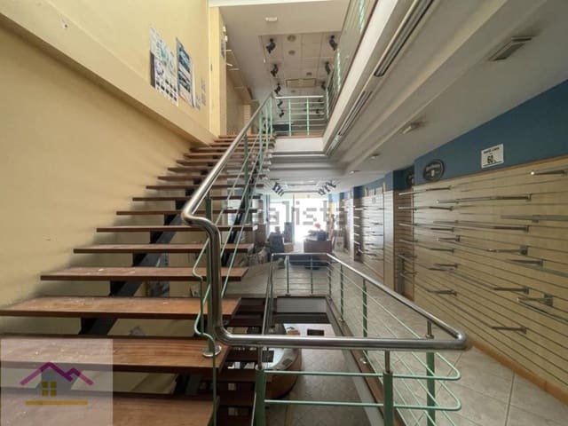 Comercial para venda em Gandia com garagem - 595 000 € (Ref: 9841172)