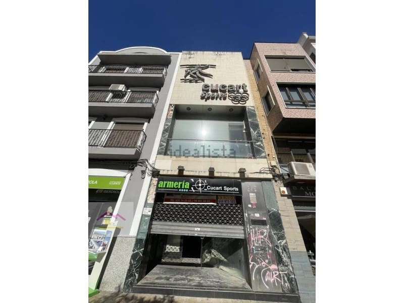 Erhverv til salg i Gandia med garage - € 595.000 (Ref: 9841172)