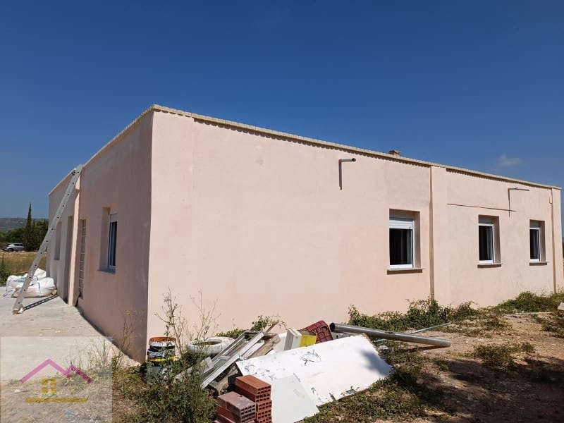 6 sovrum Finca/Hus på landet till salu i Alcala de Xivert med garage - 220 000 € (Ref: 9841174)