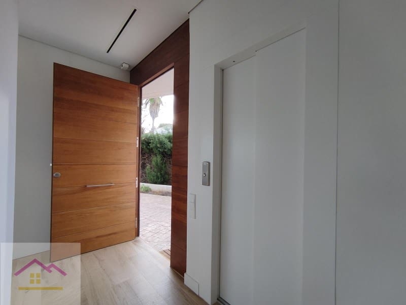 3 bedroom Semi-detached Villa for sale in Alcossebre with pool garage - € 1,950,000 (Ref: 9841175)