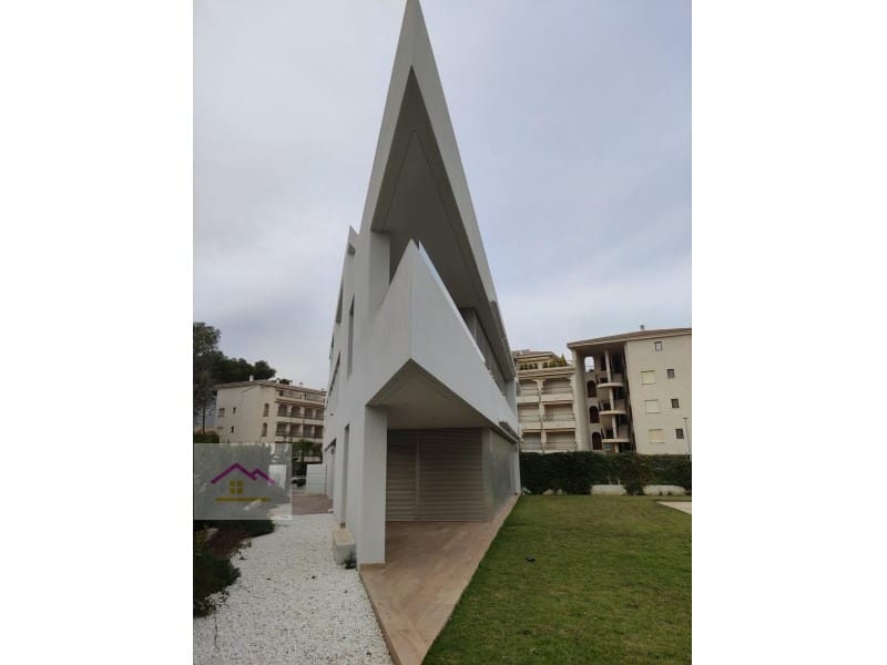3 bedroom Semi-detached Villa for sale in Alcossebre with pool garage - € 1,950,000 (Ref: 9841175)