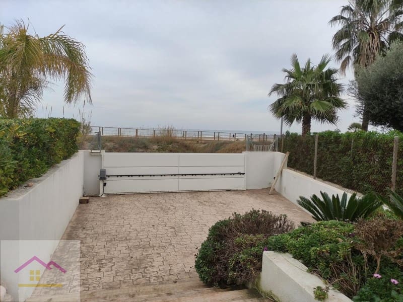 3 bedroom Semi-detached Villa for sale in Alcossebre with pool garage - € 1,950,000 (Ref: 9841175)