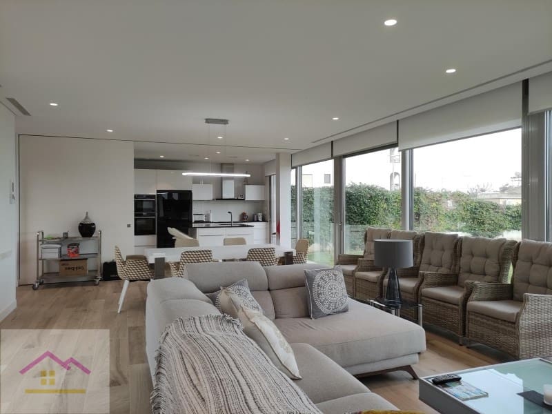 3 bedroom Semi-detached Villa for sale in Alcossebre with pool garage - € 1,950,000 (Ref: 9841175)