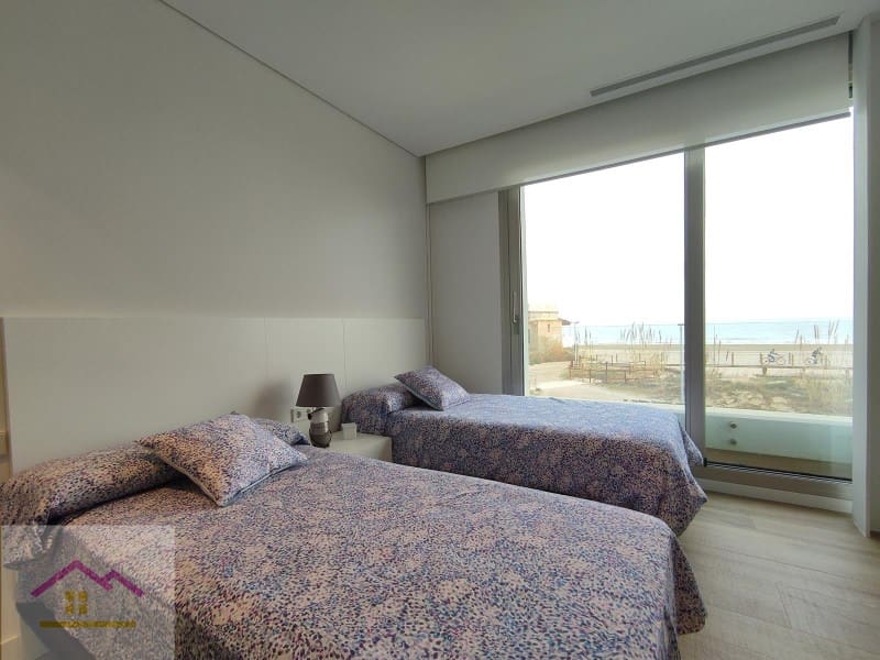 3 bedroom Semi-detached Villa for sale in Alcossebre with pool garage - € 1,950,000 (Ref: 9841175)