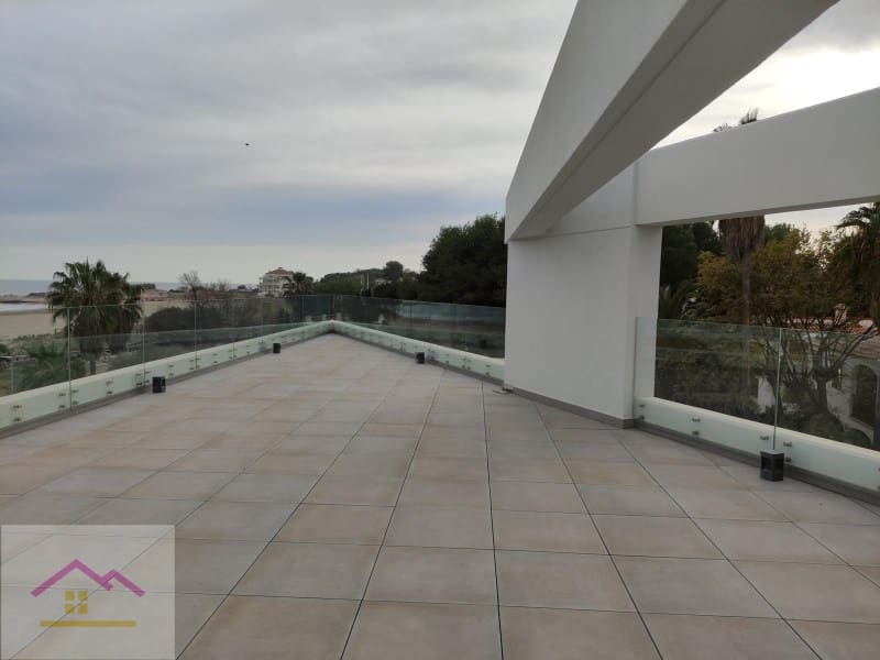 3 bedroom Semi-detached Villa for sale in Alcossebre with pool garage - € 1,950,000 (Ref: 9841175)