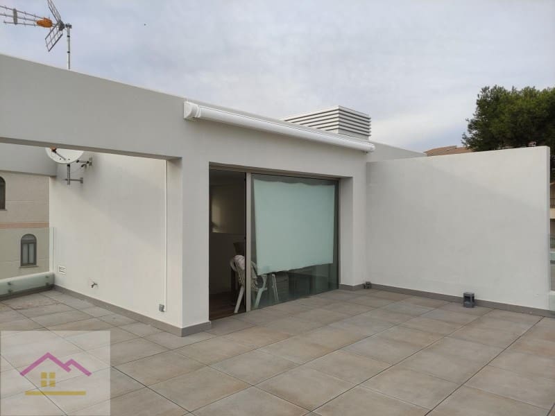 3 bedroom Semi-detached Villa for sale in Alcossebre with pool garage - € 1,950,000 (Ref: 9841175)