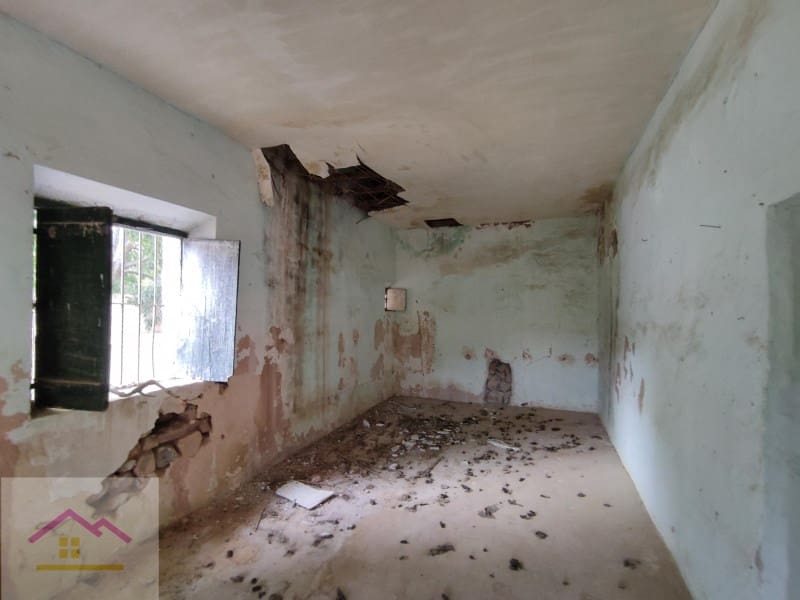 4 bedroom Finca/Country House for sale in Castello de la Plana - € 375,000 (Ref: 9841176)