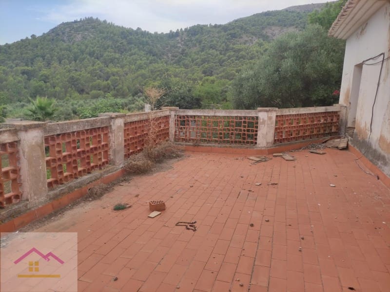 4 bedroom Finca/Country House for sale in Castello de la Plana - € 375,000 (Ref: 9841176)