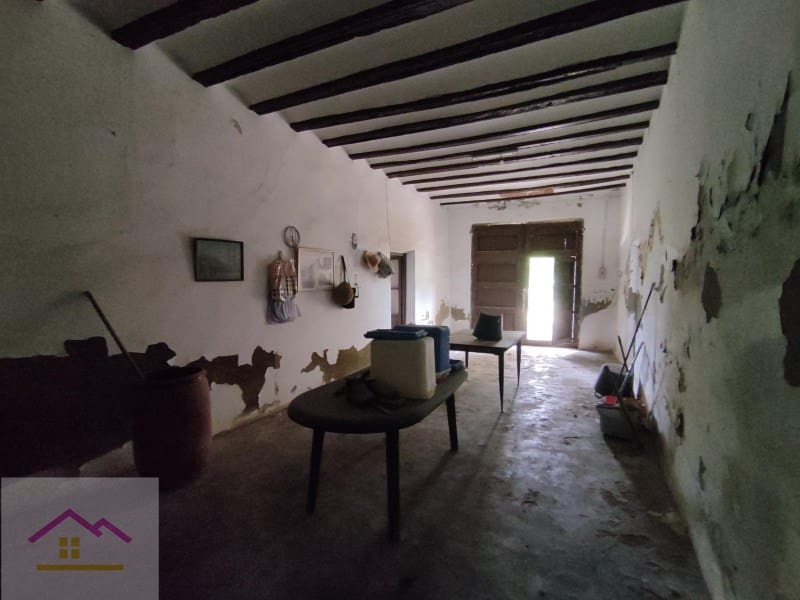 4 bedroom Finca/Country House for sale in Castello de la Plana - € 375,000 (Ref: 9841176)