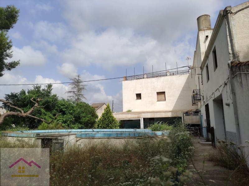 12 soveværelse Hotel til salg i Ulldecona med swimmingpool garage - € 660.000 (Ref: 9841177)