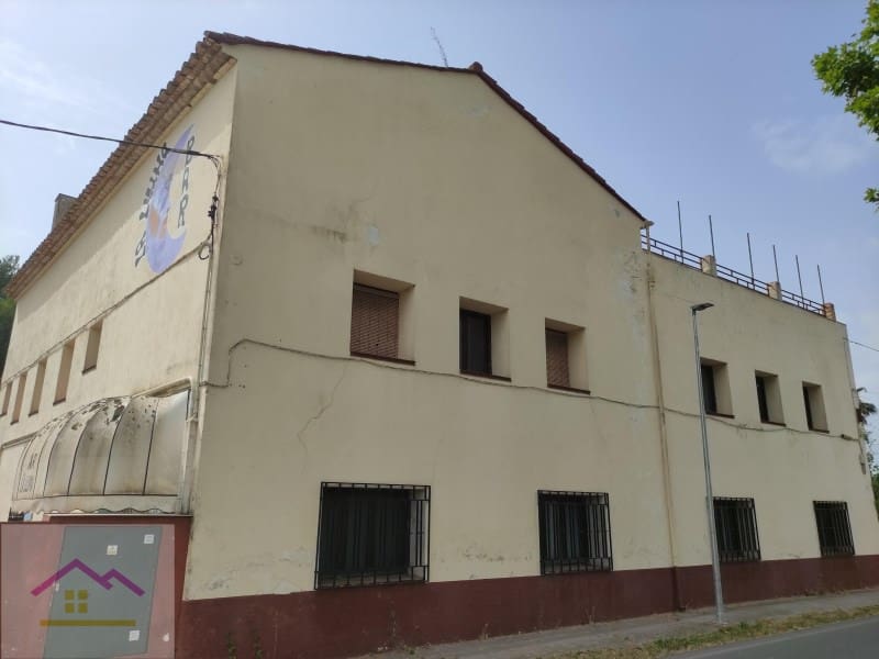 12 soveværelse Hotel til salg i Ulldecona med swimmingpool garage - € 660.000 (Ref: 9841177)