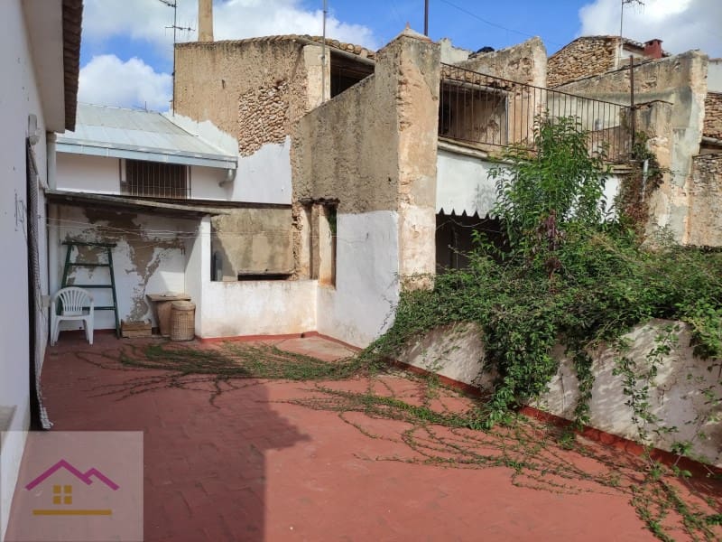 5 sovrum Hus till salu i Alcala de Xivert med garage - 270 000 € (Ref: 9841178)