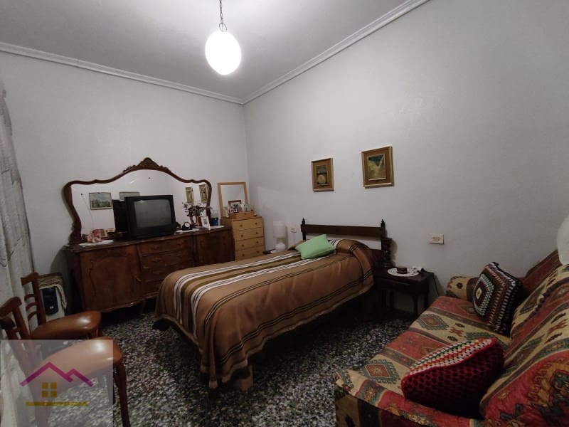 5 sovrum Hus till salu i Alcala de Xivert med garage - 270 000 € (Ref: 9841178)