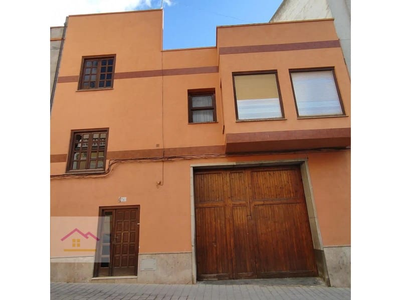 5 sovrum Hus till salu i Alcala de Xivert med garage - 270 000 € (Ref: 9841178)