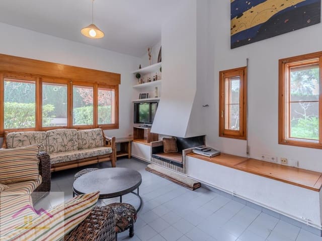 4 sovrum Villa till salu i L'Alcora med pool garage - 460 000 € (Ref: 9841179)