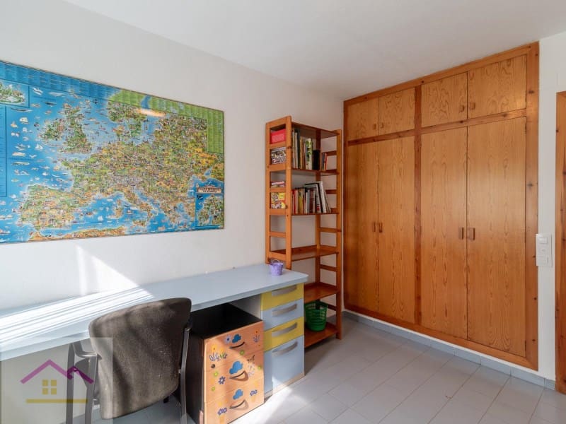 4 bedroom Villa for sale in L'Alcora with pool garage - € 460,000 (Ref: 9841179)