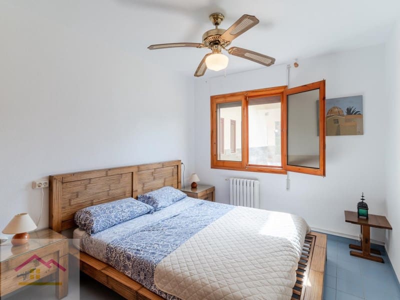 4 bedroom Villa for sale in L'Alcora with pool garage - € 460,000 (Ref: 9841179)