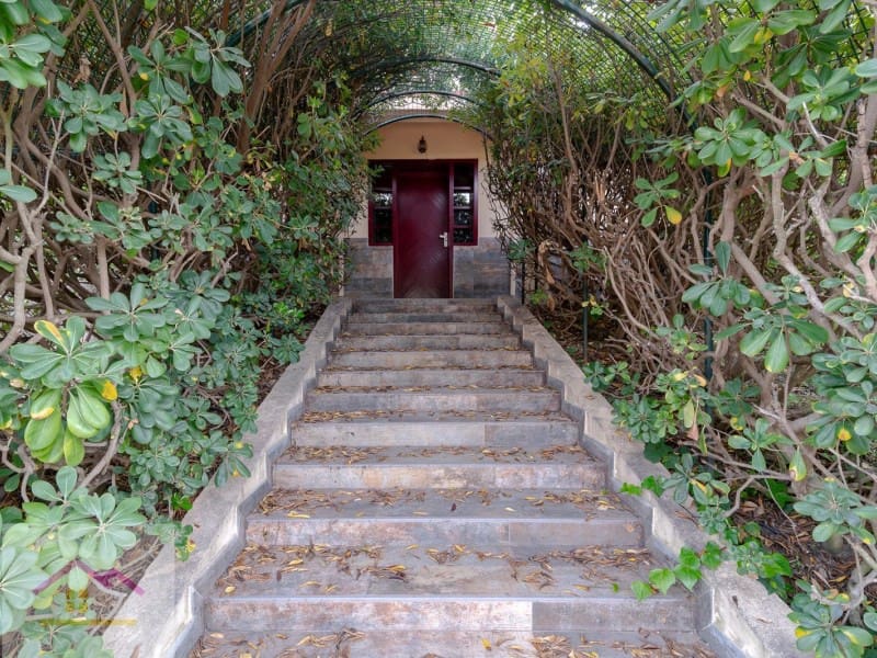4 bedroom Villa for sale in L'Alcora with pool garage - € 460,000 (Ref: 9841179)