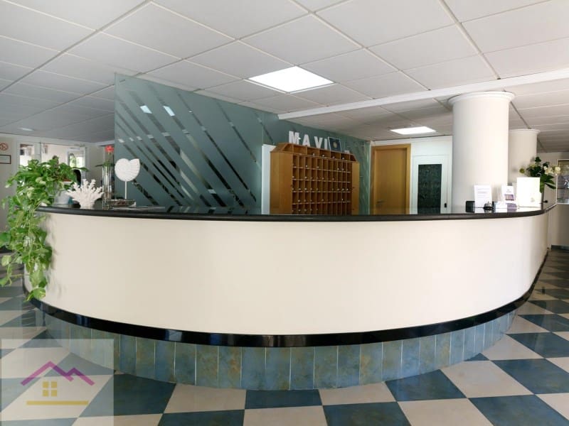 Hôtel à vendre à Gandia - 2 700 000 € (Ref: 9841180)