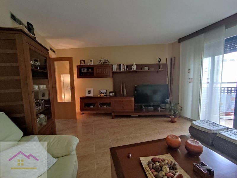 3 bedroom Flat for sale in Oropesa  with garage - € 207,260 (Ref: 9841182)
