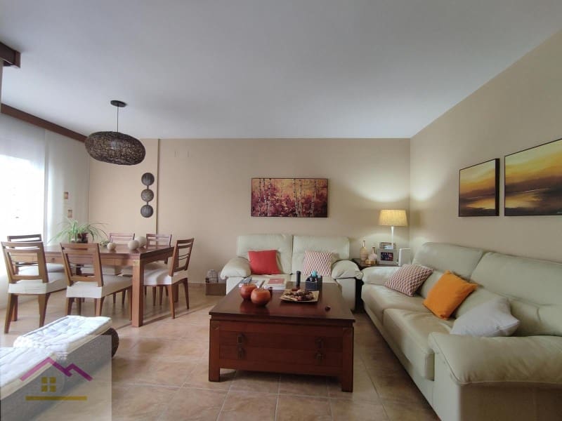 3 bedroom Flat for sale in Oropesa  with garage - € 207,260 (Ref: 9841182)