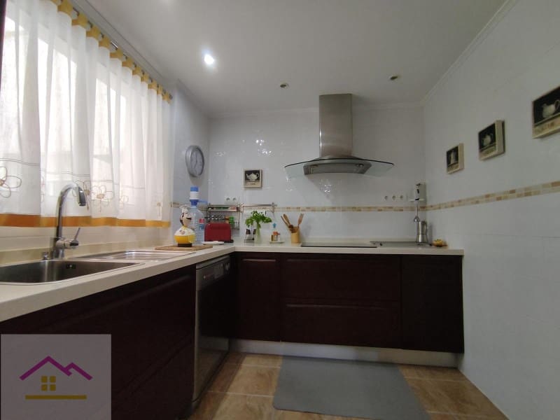 3 bedroom Flat for sale in Oropesa  with garage - € 207,260 (Ref: 9841182)